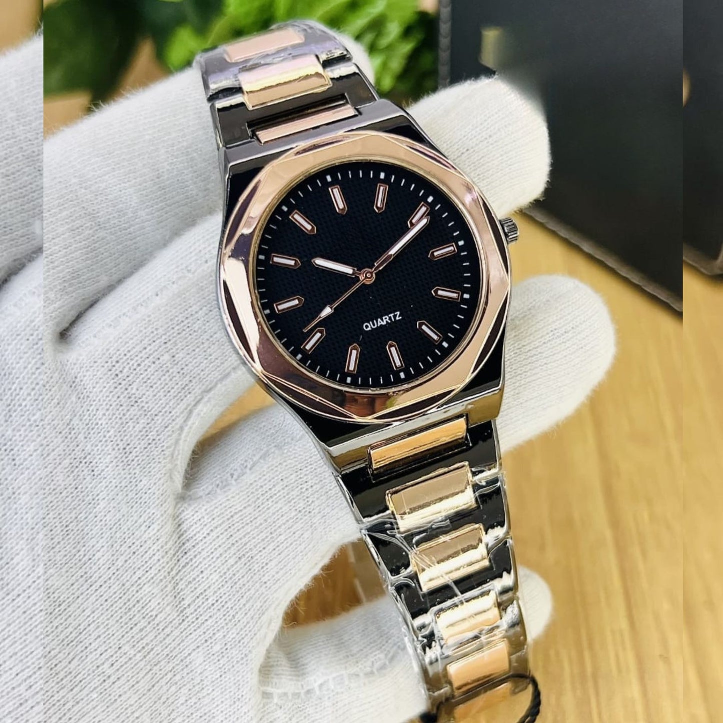 Top Quality Two Tone Stainless Steel chain Watch for Men and women