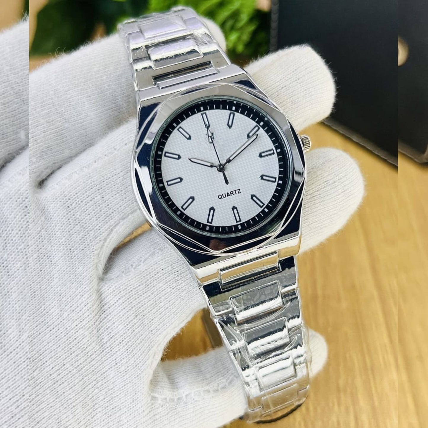 Top Quality Two Tone Stainless Steel chain Watch for Men and women